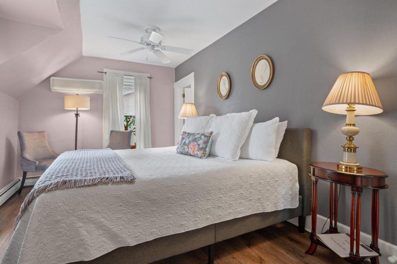 Brook Farm Inn Lenox Extérieur photo