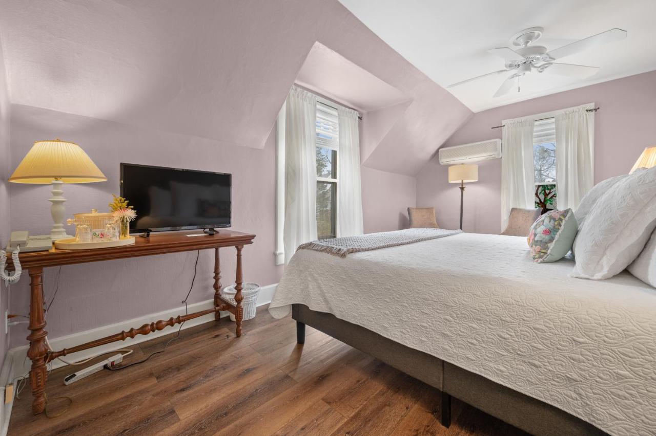 Brook Farm Inn Lenox Extérieur photo
