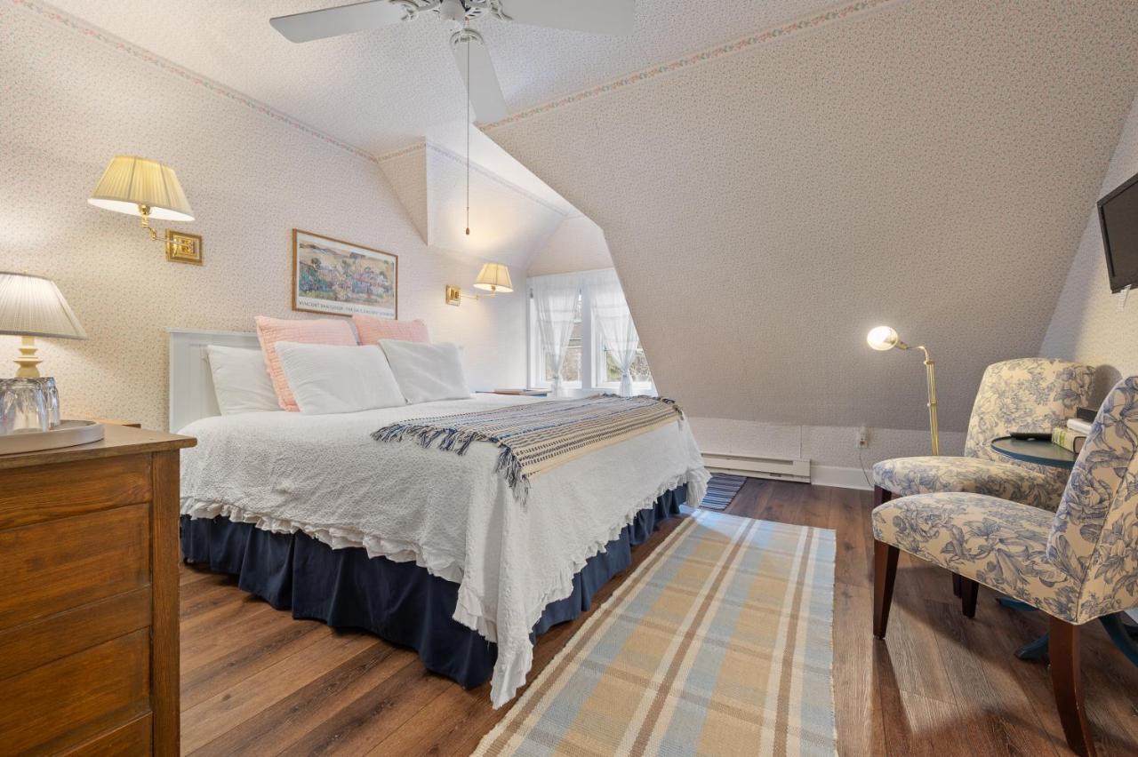 Brook Farm Inn Lenox Extérieur photo