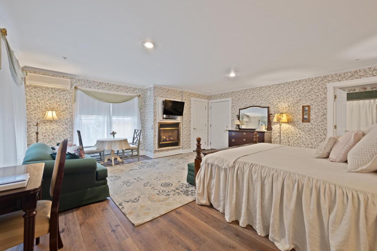 Brook Farm Inn Lenox Extérieur photo