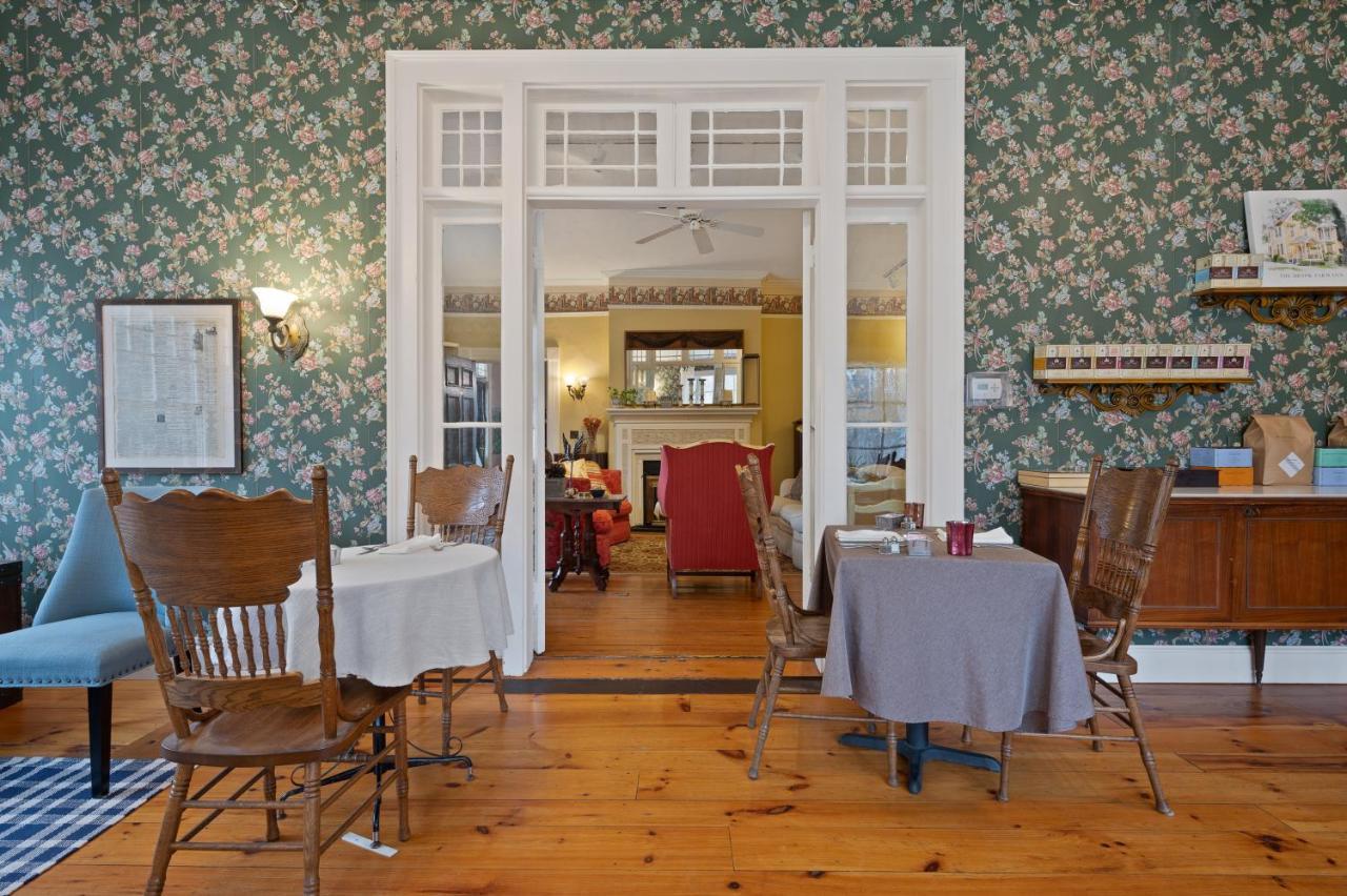 Brook Farm Inn Lenox Extérieur photo