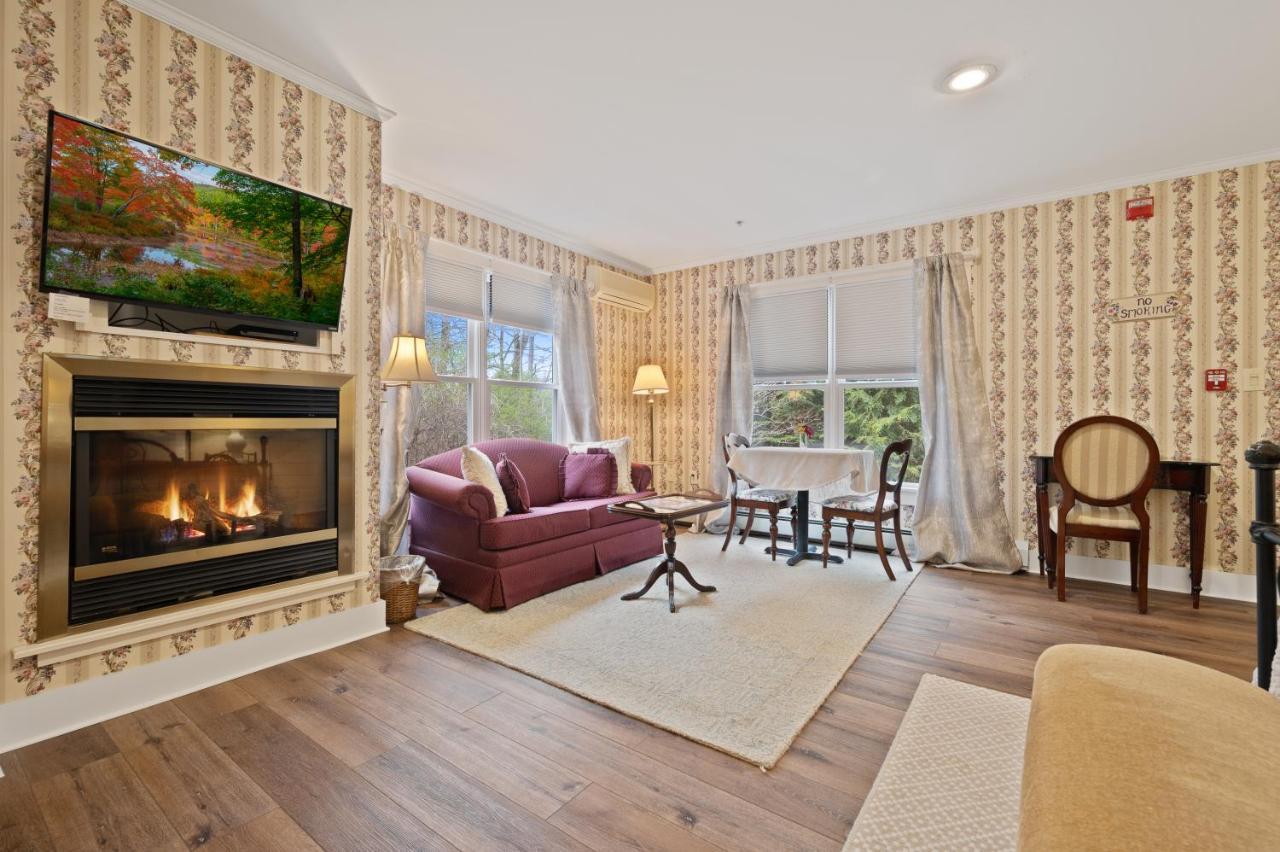 Brook Farm Inn Lenox Extérieur photo