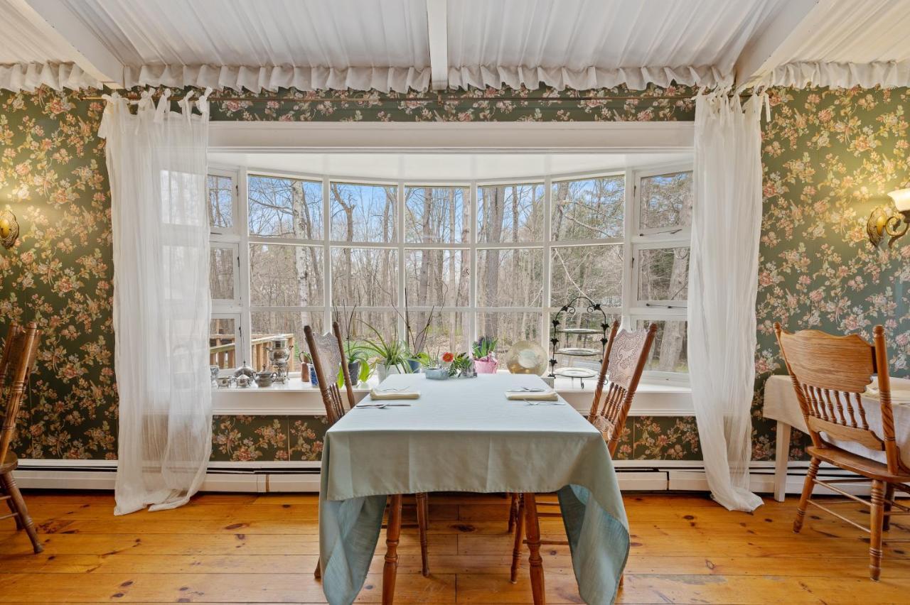 Brook Farm Inn Lenox Extérieur photo