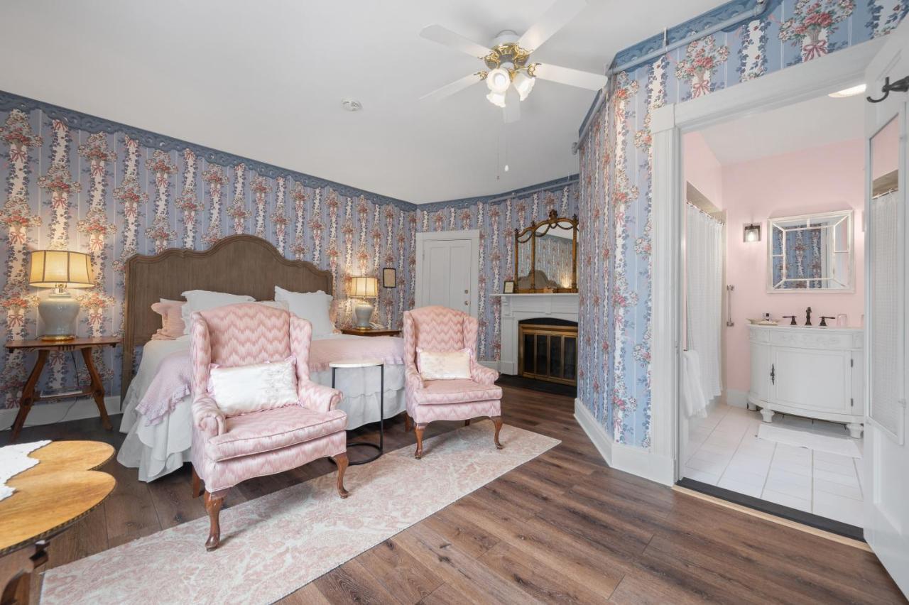 Brook Farm Inn Lenox Extérieur photo