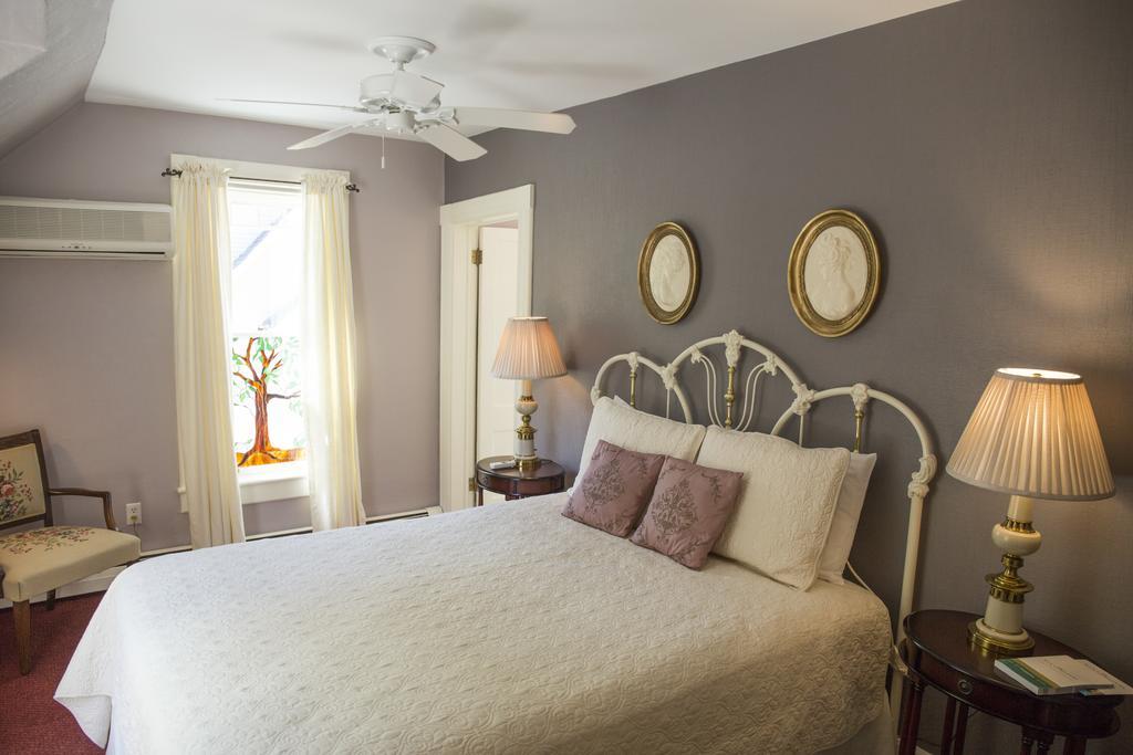 Brook Farm Inn Lenox Extérieur photo